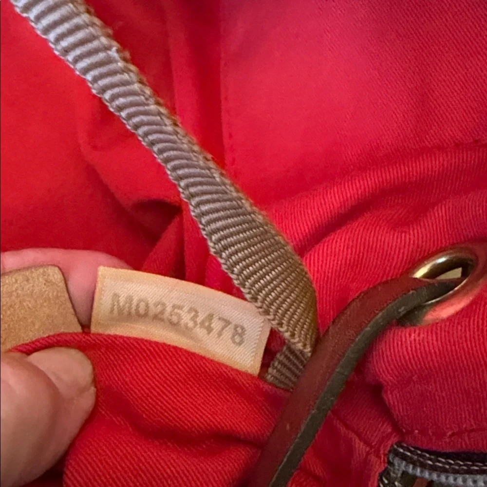 Dooney and Bourke leather & Canvas large dome bag - Picture 7 of 8